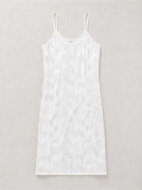 UCHUU Montreal Sleeveless Midi-Length Scoop Neck and Side Slits 100% Polyester